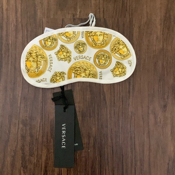 Versace Medusa Amplified Eye mask - Picture 9 of 15